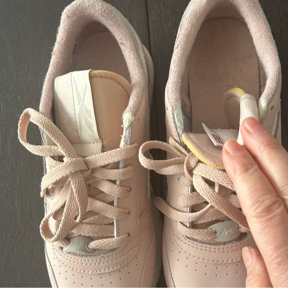 Reebok Women's Classic  Blush Pink Sneakers - Picture 8 of 9